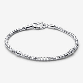Pulseira de Corrente e Fecho com Tachas